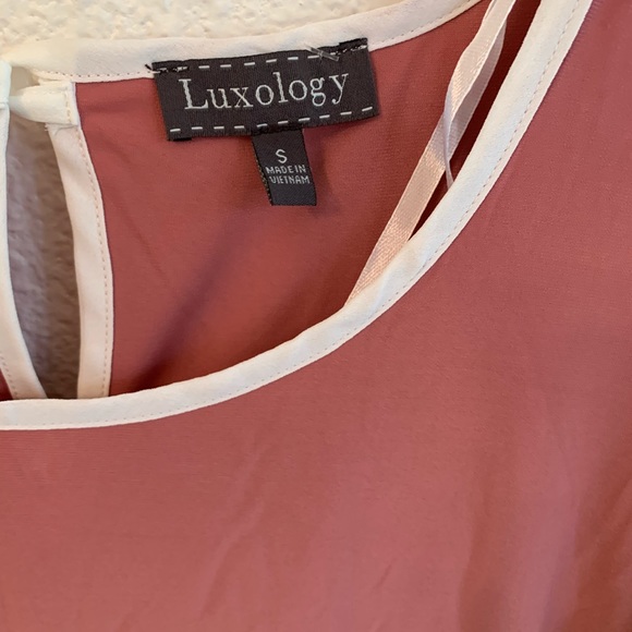 Blouse - Picture 2 of 6